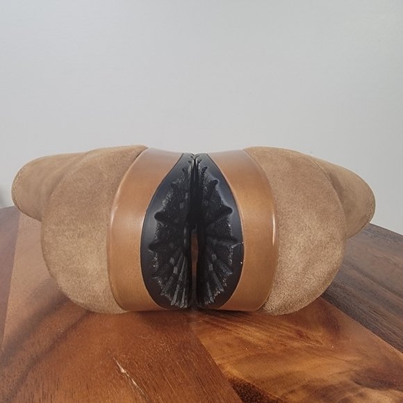 Crown Vintage Tan Suede Women's Mules Size 10 Booties Heels Boho Neutral - Picture 11 of 16